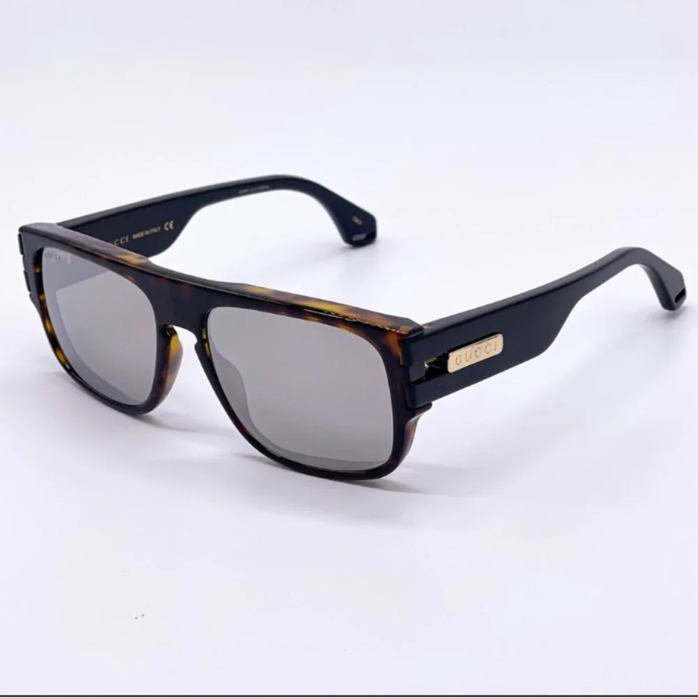 Authentic- New GUCCI SIlver Square Men's Sunglasses GG0664S 004 58